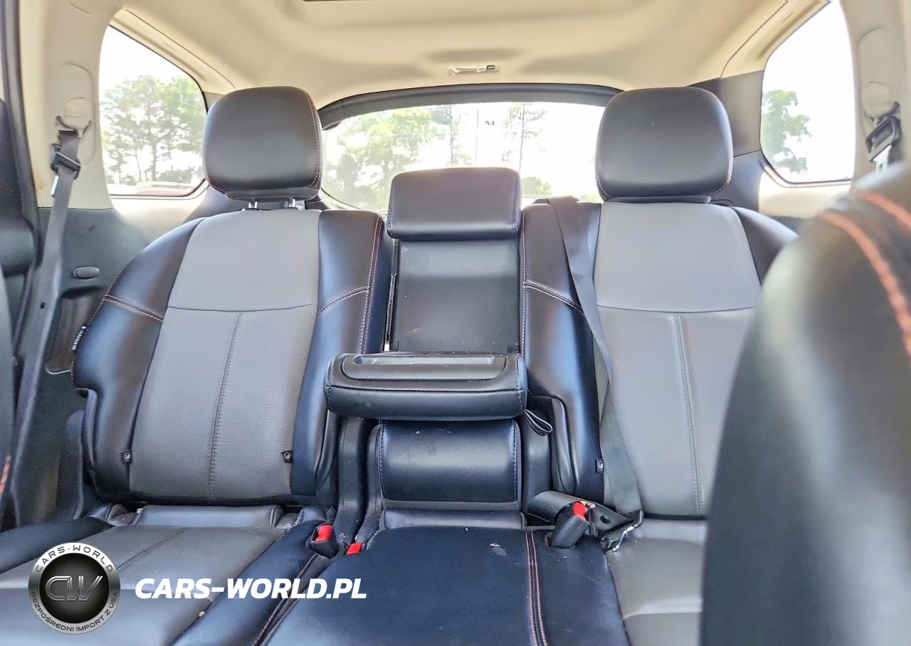 2019 Nissan Pathfinder Sl VIN:5N1DR2MN8KC625400 - 10