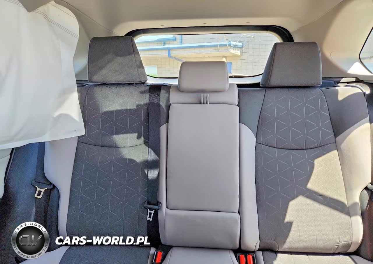 2025 Toyota Rav4 Xle VIN:2T3P1RFV1SW629378 - 10