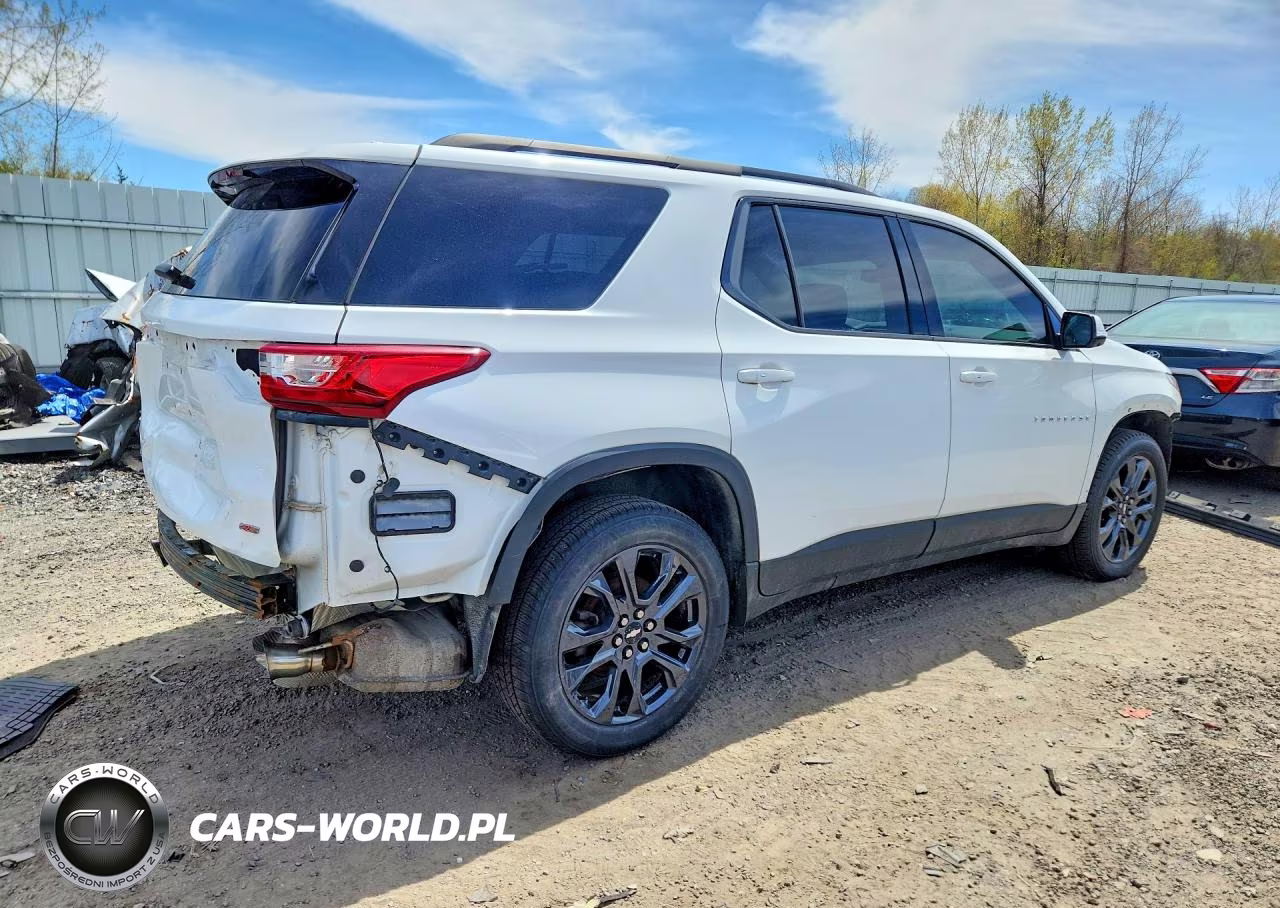 2018 Chevrolet Traverse Rs VIN:1GNERJKX6JJ146787 - 3