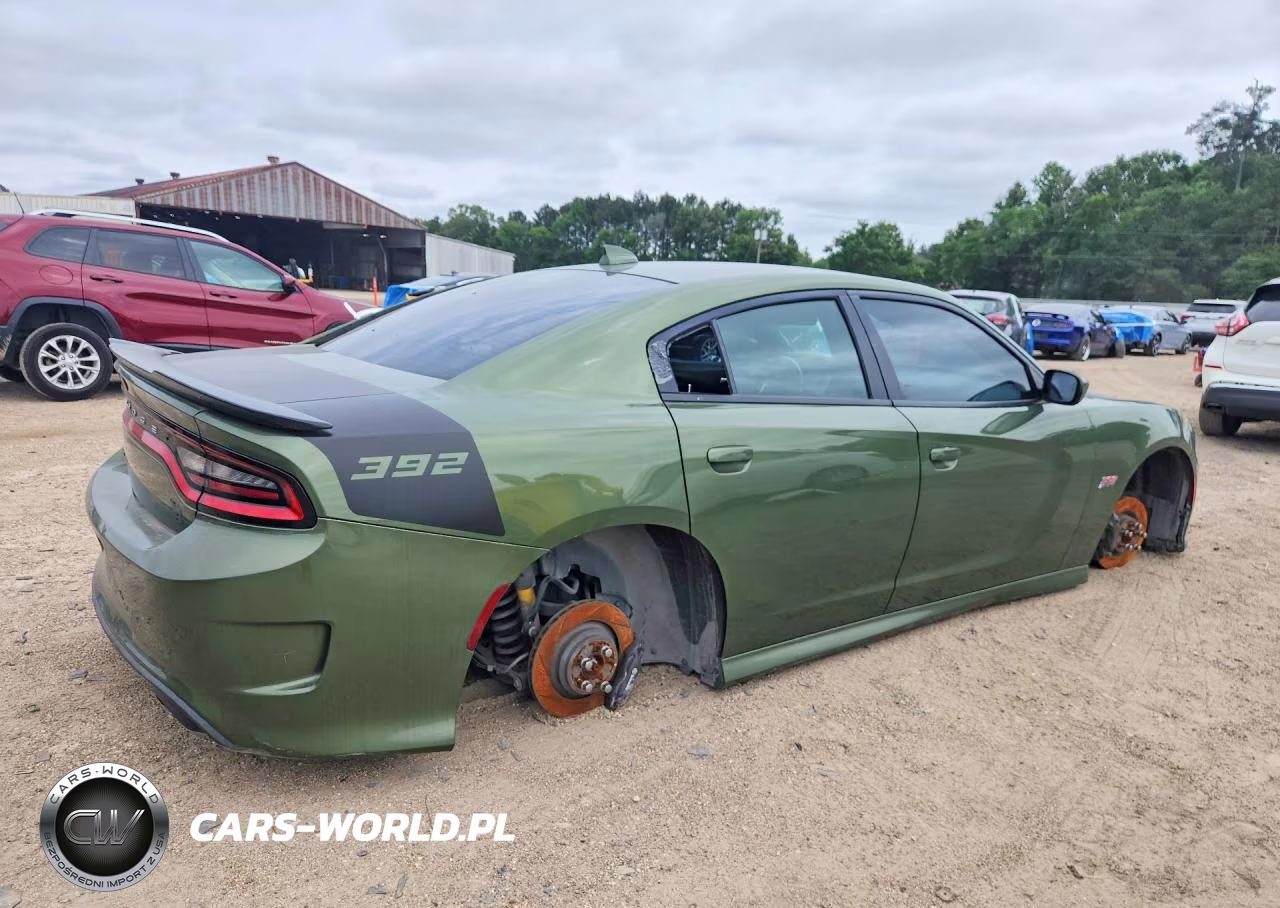 2020 Dodge Challenger VIN:2C3CDXGJ3LH209472 - 3