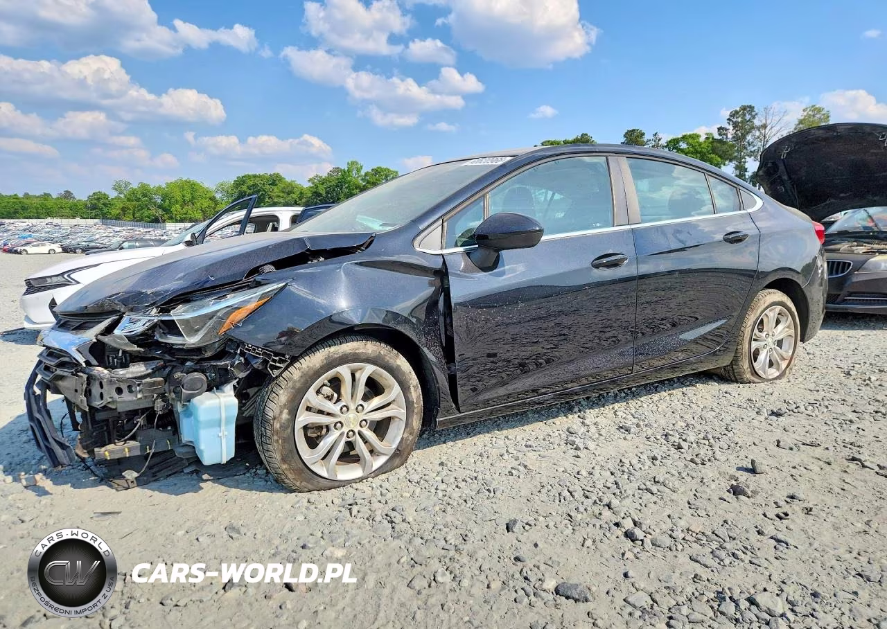 2019 Chevrolet Cruze Lt VIN:1G1BE5SM0K7124162 - 1