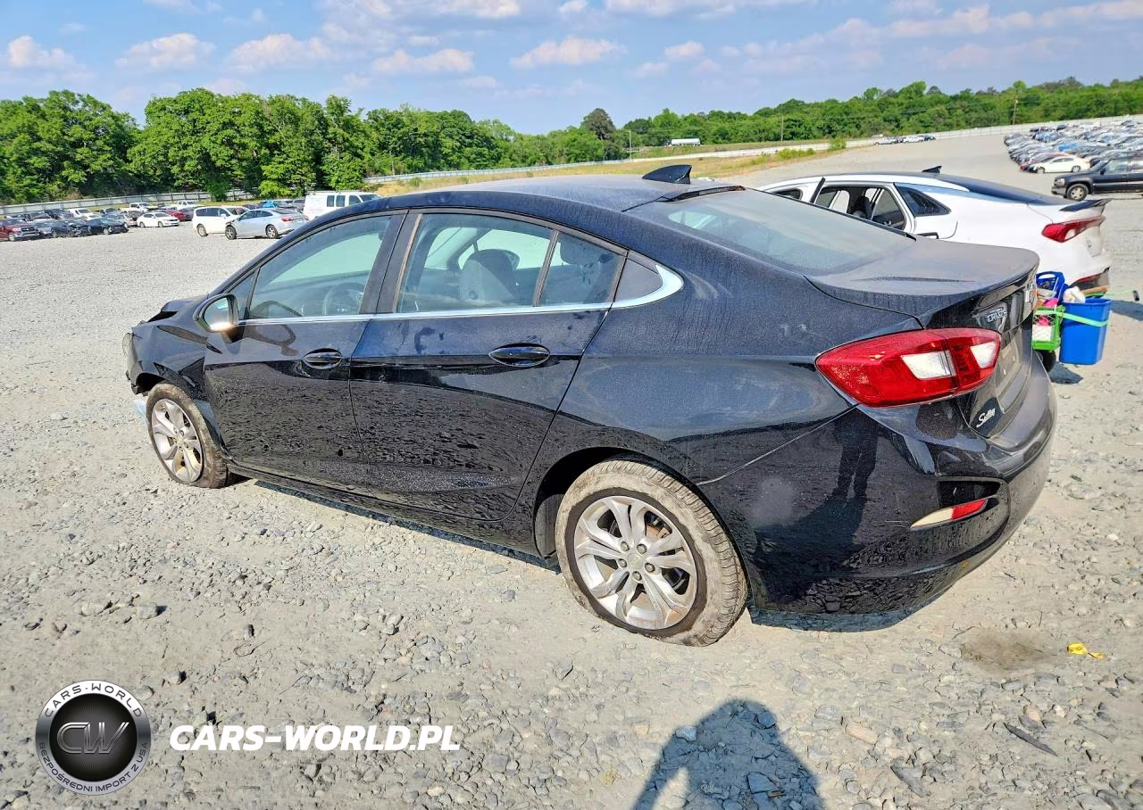 2019 Chevrolet Cruze Lt VIN:1G1BE5SM0K7124162 - 2