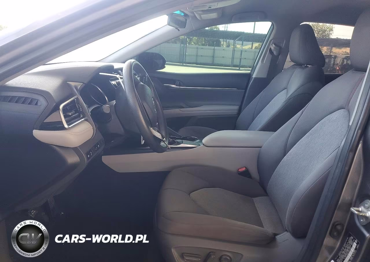 2018 Toyota Camry Le VIN:4T1B11HK3JU037034 - 7