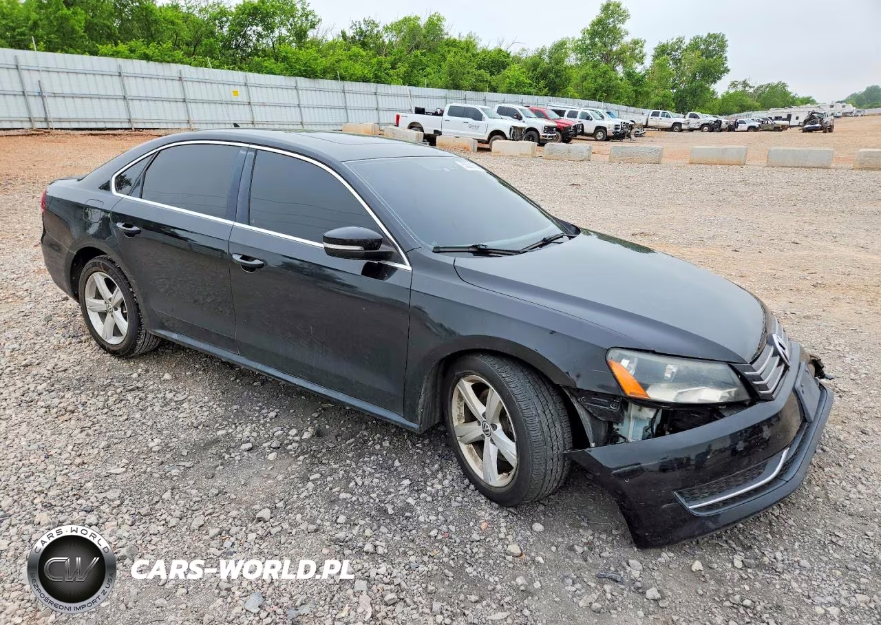 2013 Volkswagen Passat Se VIN:1VWBH7A32DC025373 - 4