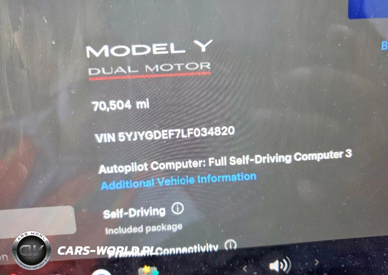 2020 Tesla Model Y VIN:5YJYGDEF7LF034820 - 9