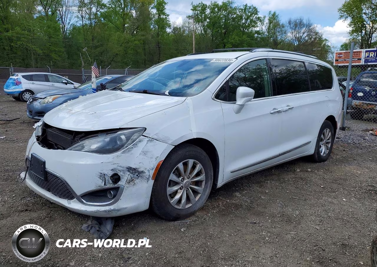 2019 Chrysler Pacifica Touring L