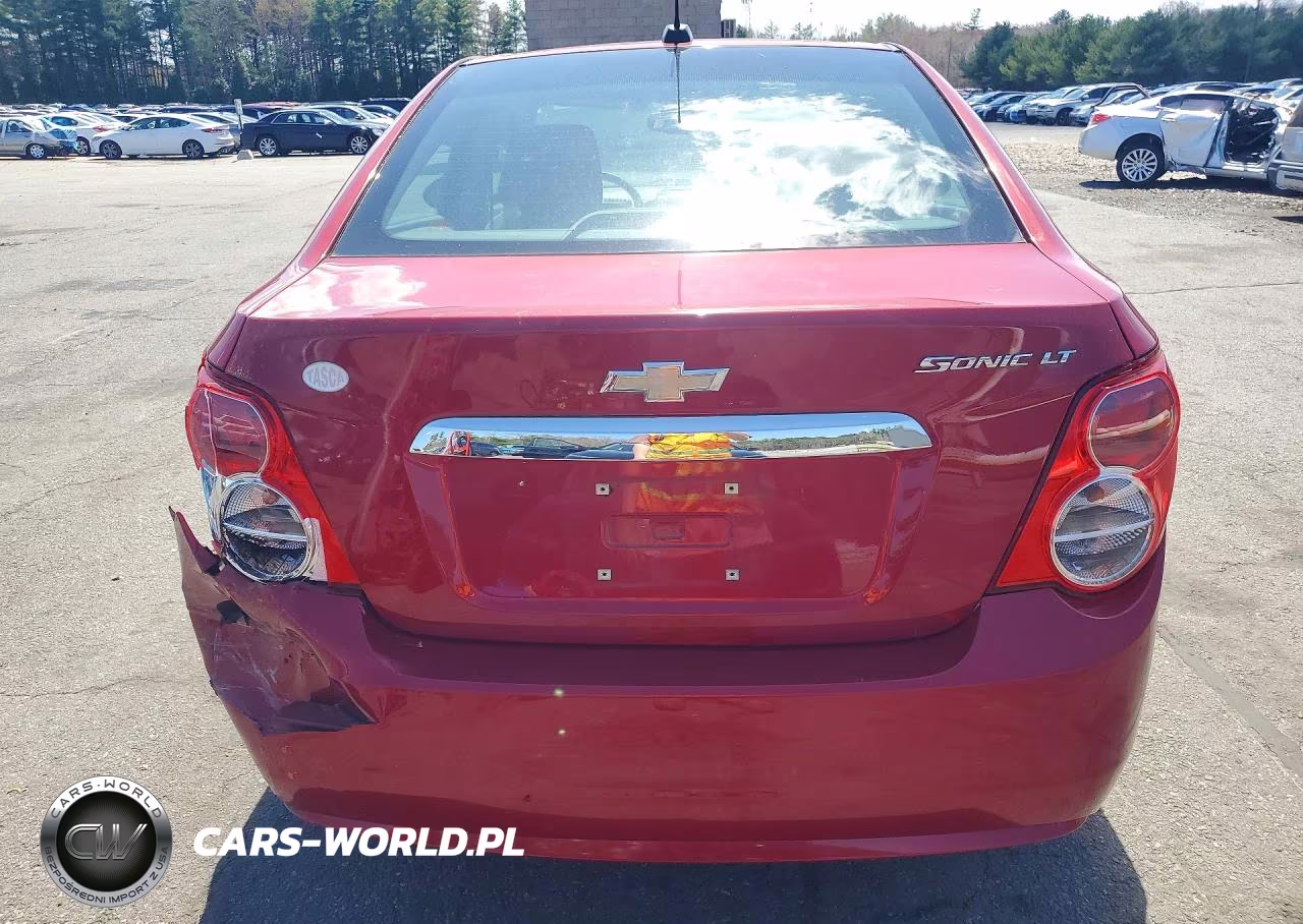 2015 Chevrolet Sonic Lt VIN:1G1JC5SH8F4179216 - 6