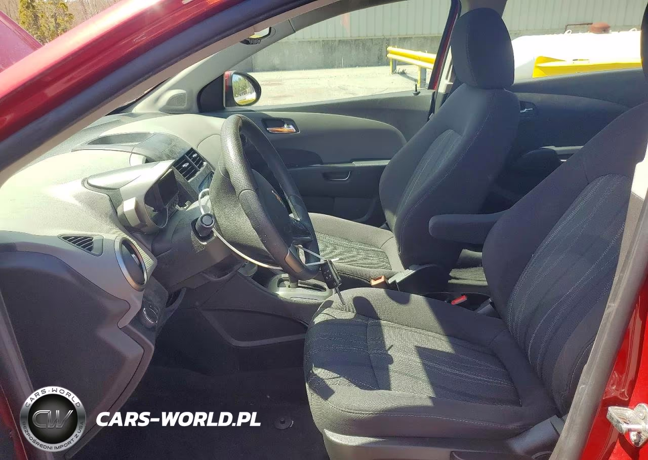 2015 Chevrolet Sonic Lt VIN:1G1JC5SH8F4179216 - 7
