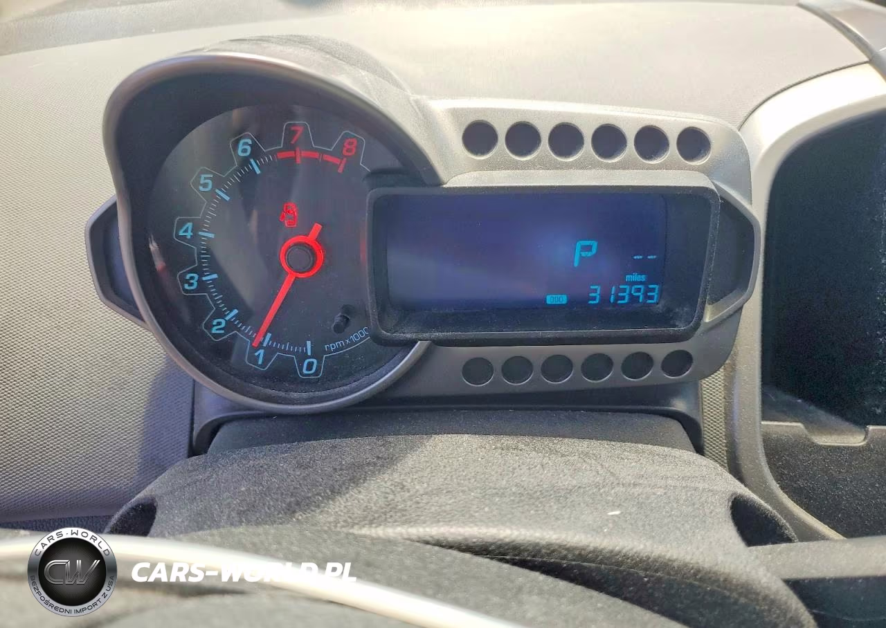 2015 Chevrolet Sonic Lt VIN:1G1JC5SH8F4179216 - 9