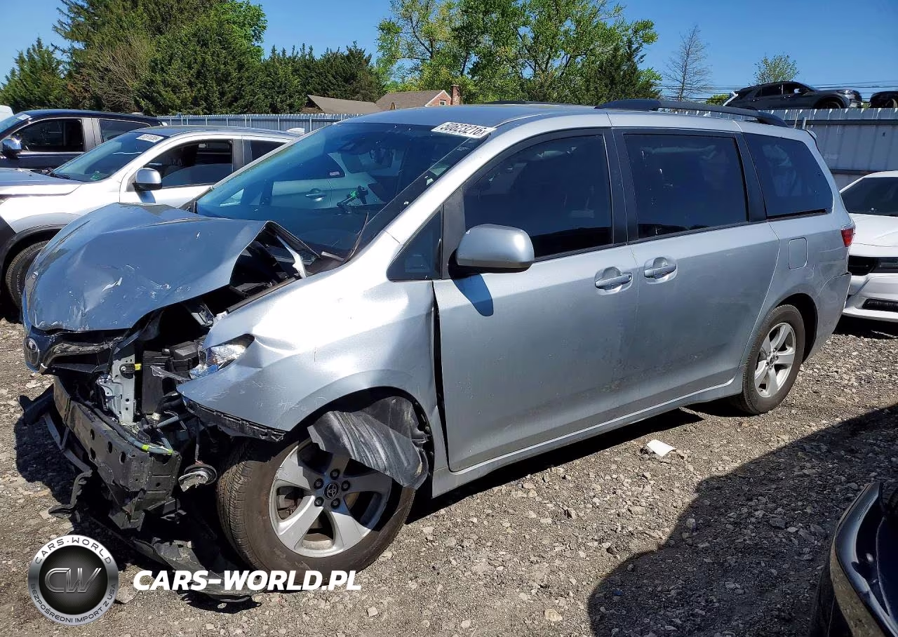2020 Toyota Sienna Le