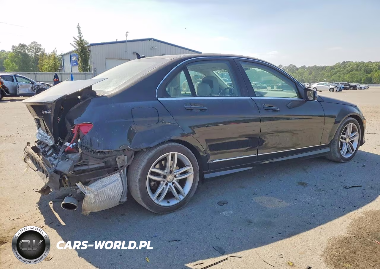 2014 Mercedes-Benz C 300 4Matic VIN:WDDGF8AB2ER321624 - 3