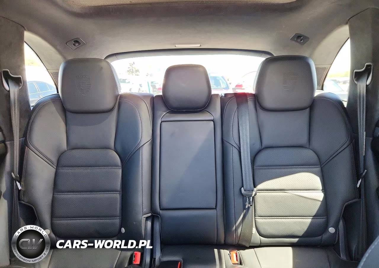 2014 Porsche Cayenne Turbo VIN:WP1AC2A27ELA85382 - 10