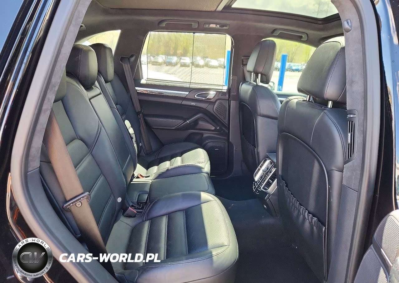 2014 Porsche Cayenne Turbo VIN:WP1AC2A27ELA85382 - 11