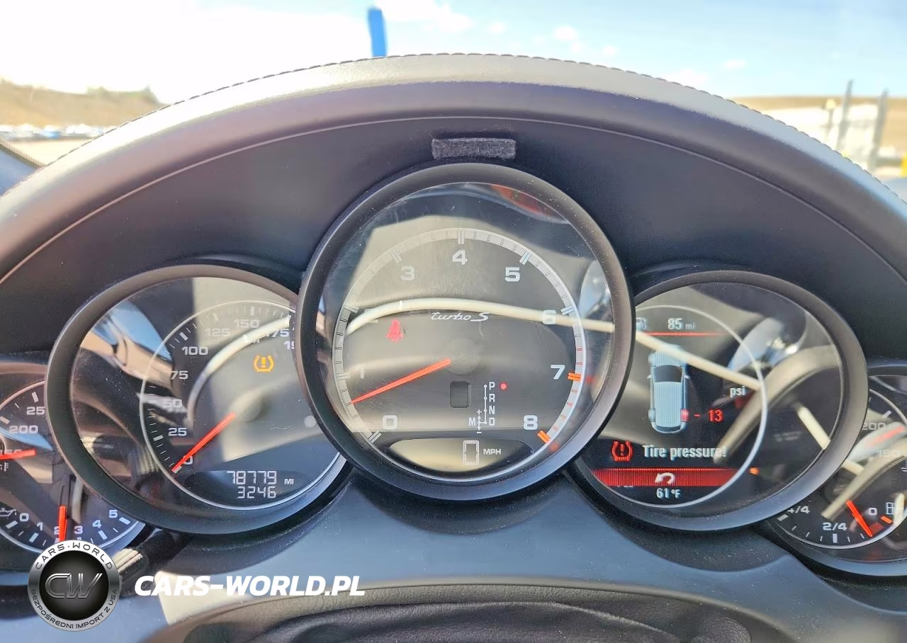 2014 Porsche Cayenne Turbo VIN:WP1AC2A27ELA85382 - 9