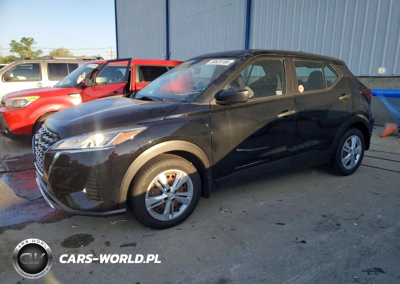 2021 Nissan Kicks S
