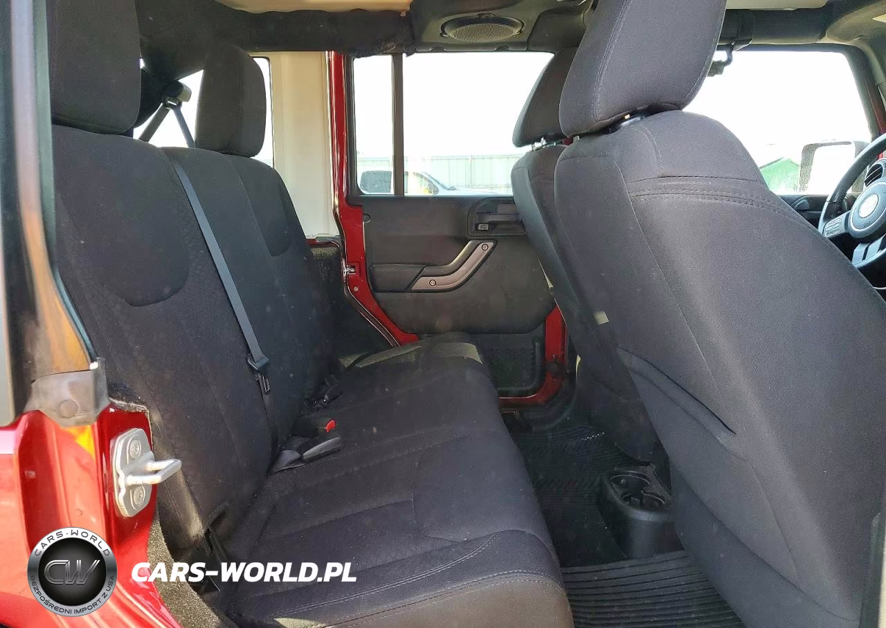 2013 Jeep Wrangler Unlimited Sport VIN:1C4BJWDGXDL601453 - 11