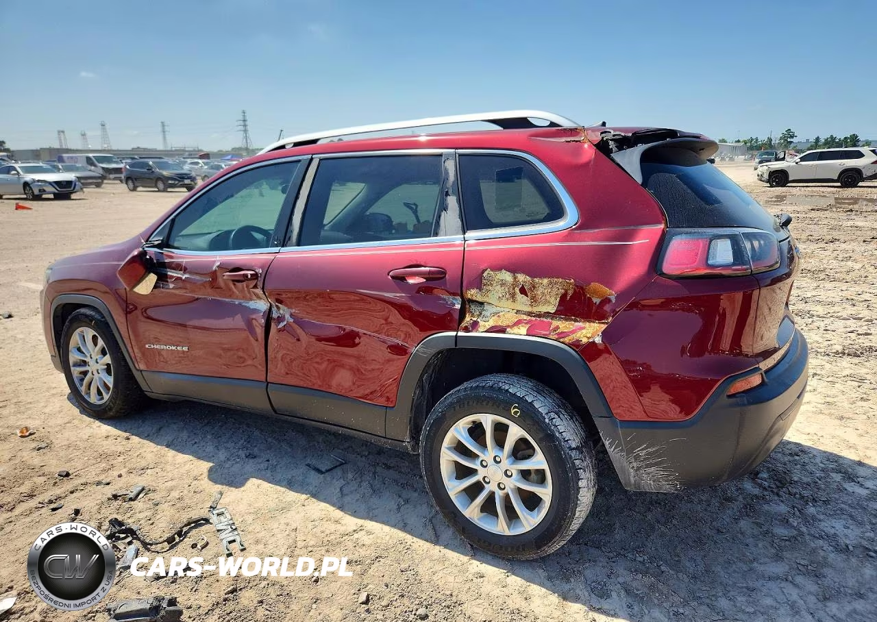 2019 Jeep Cherokee Latitude VIN:1C4PJLCB1KD149832 - 2