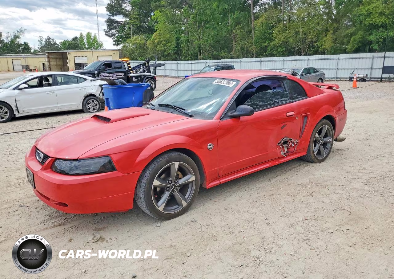 2004 Ford Mustang