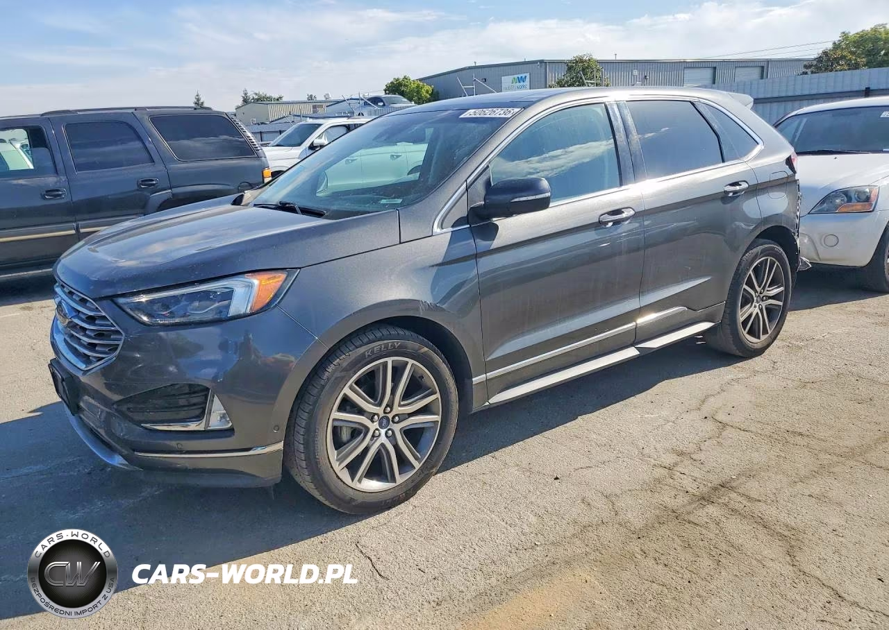 2019 Ford Edge Titanium