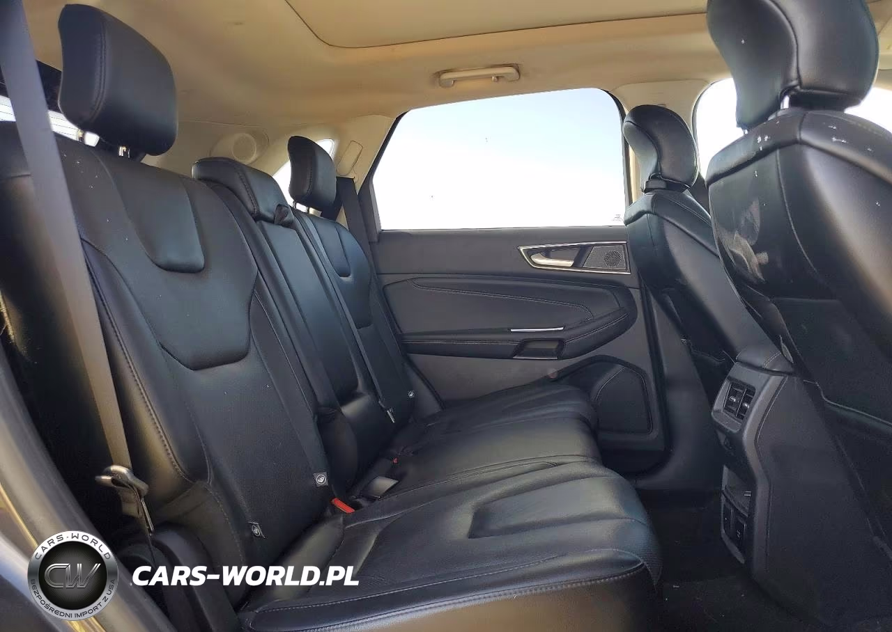 2019 Ford Edge Titanium VIN:2FMPK3K92KBC06813 - 10
