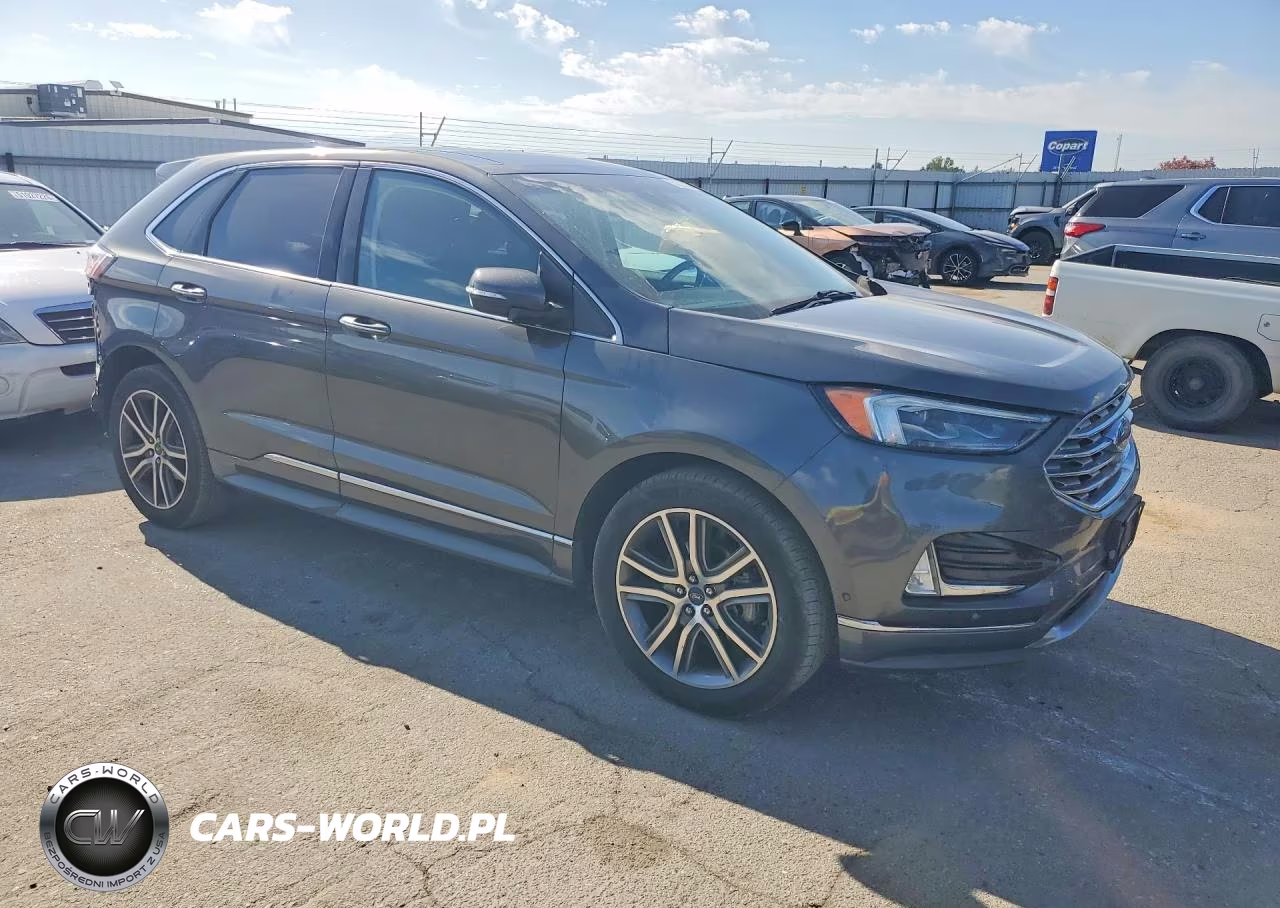 2019 Ford Edge Titanium VIN:2FMPK3K92KBC06813 - 4
