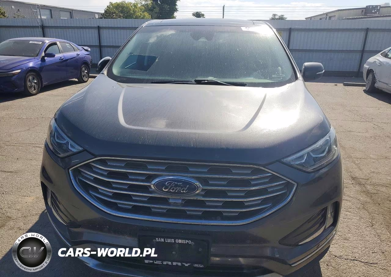 2019 Ford Edge Titanium VIN:2FMPK3K92KBC06813 - 5