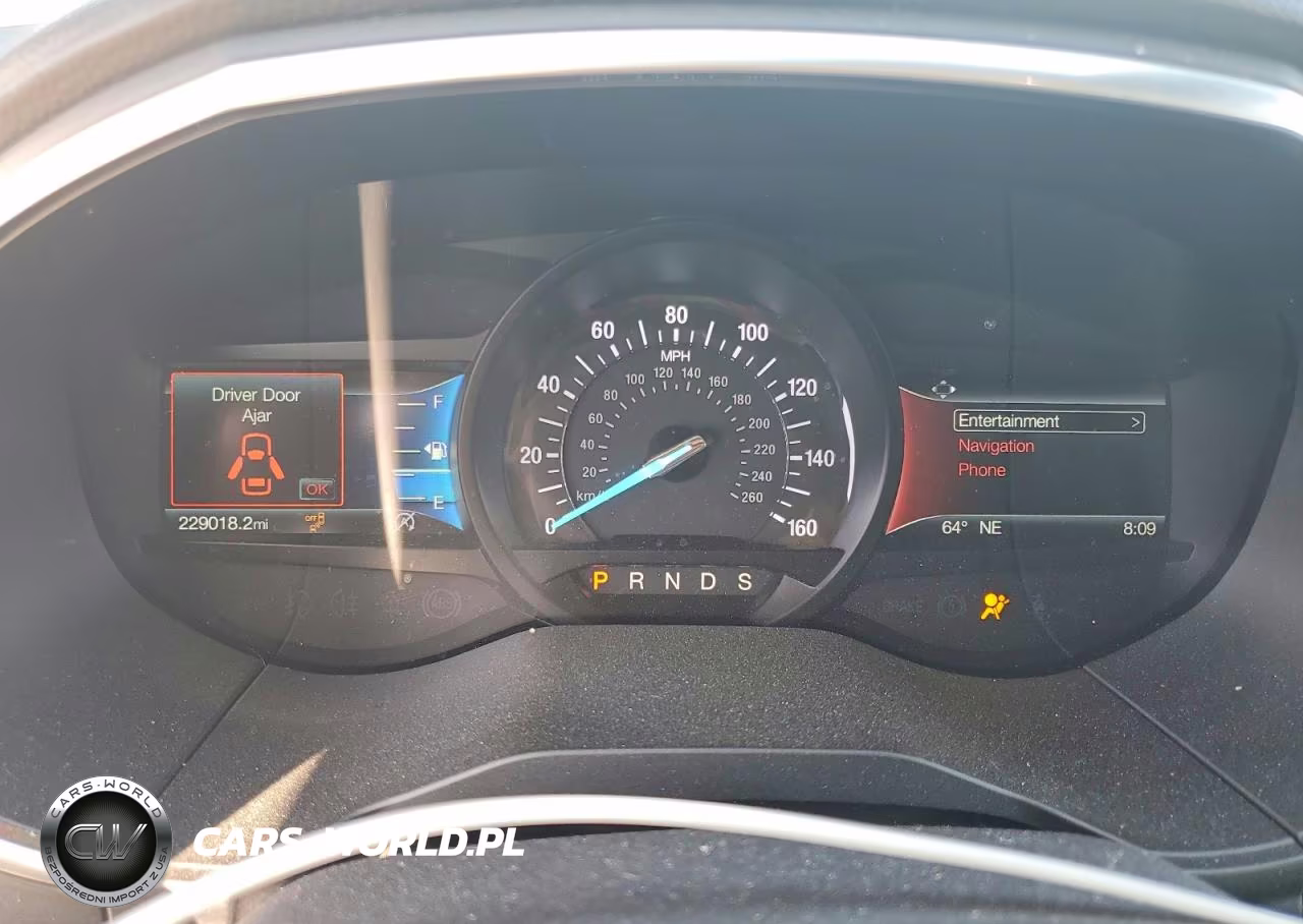 2019 Ford Edge Titanium VIN:2FMPK3K92KBC06813 - 9
