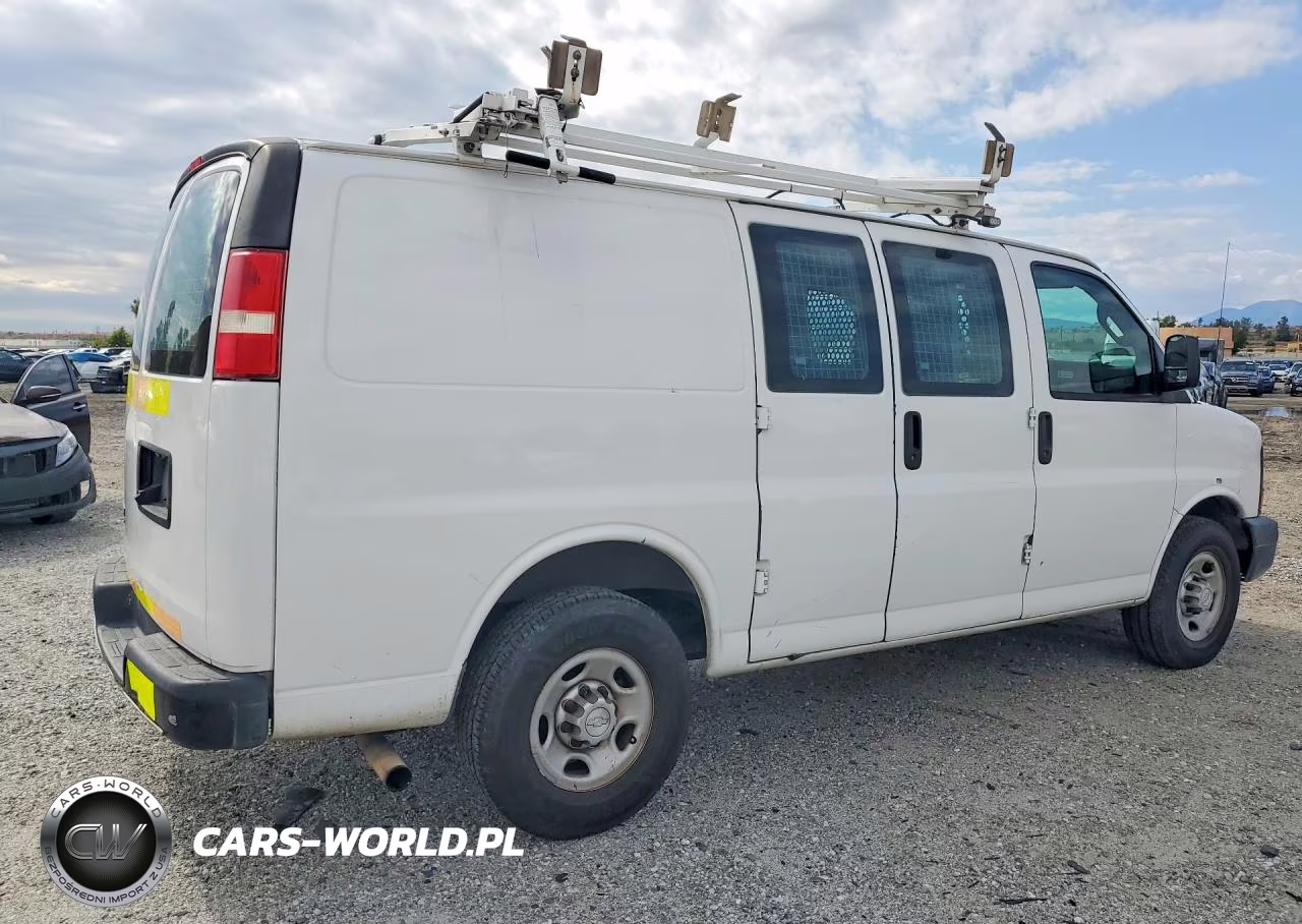 2016 Chevrolet Express G2500 VIN:1GCWGAFF9G1197830 - 3