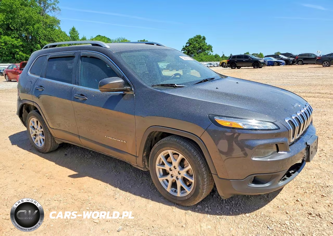 2016 Jeep Cherokee Latitude VIN:1C4PJLCB7GW195628 - 4