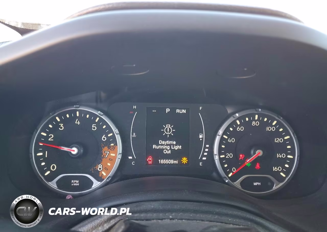 2017 Jeep Renegade Latitude VIN:ZACCJBBB1HPG40051 - 9