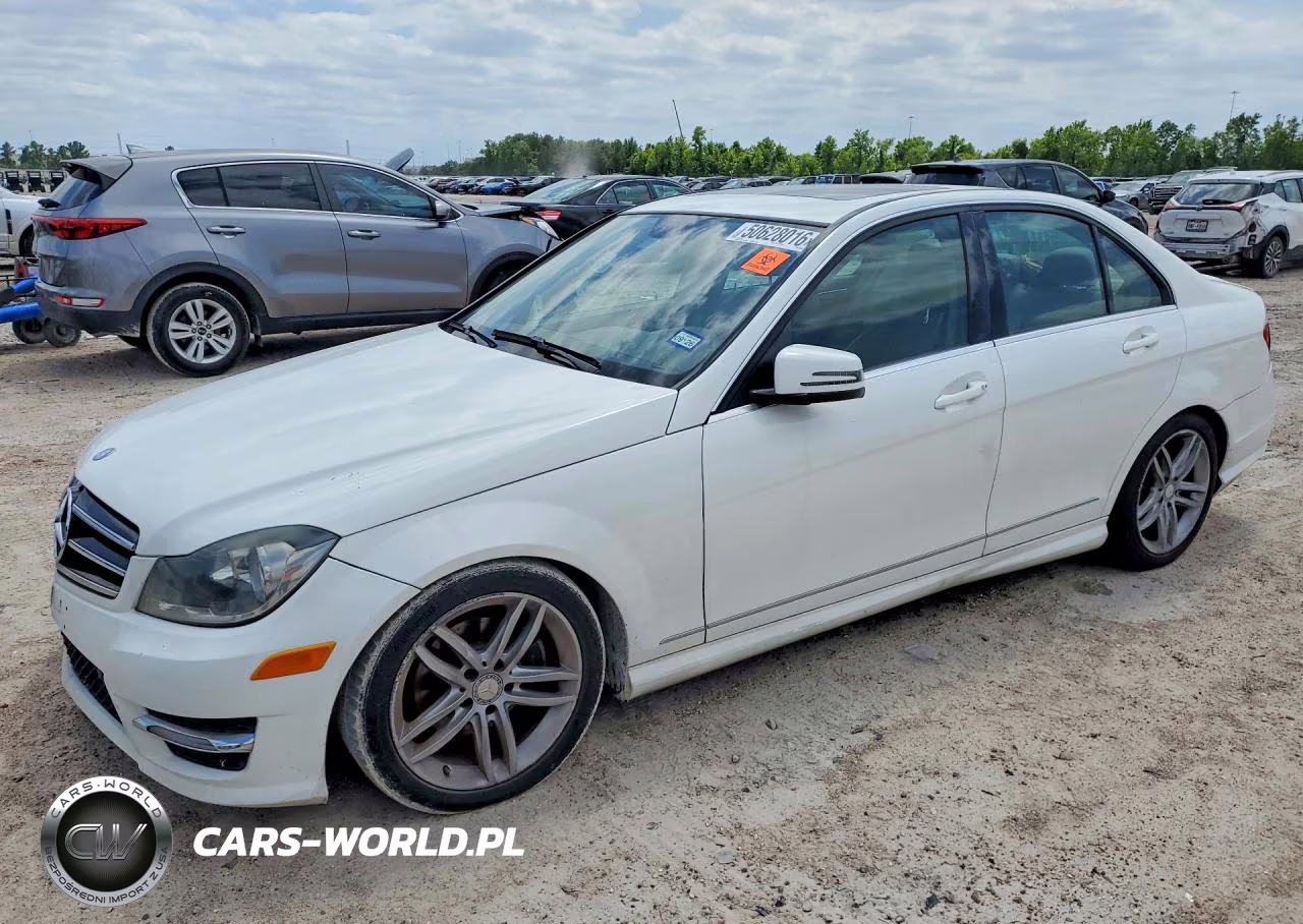 2014 Mercedes-Benz C 250