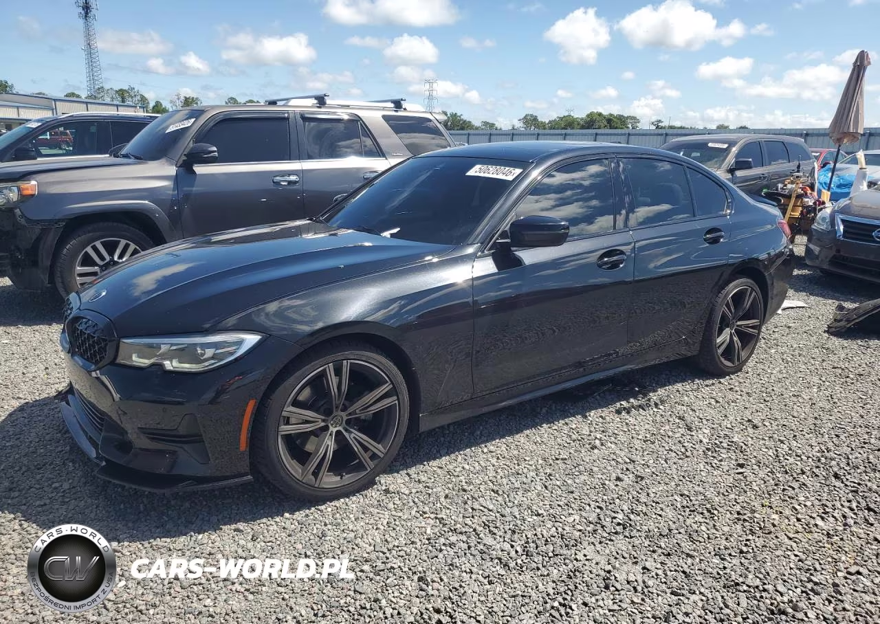 2022 BMW 330I – zdjęcie 1 z 12