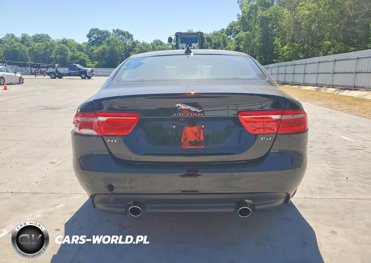 2018 Jaguar Xe Prestige VIN:SAJAE4EV9JCP18603 - 6