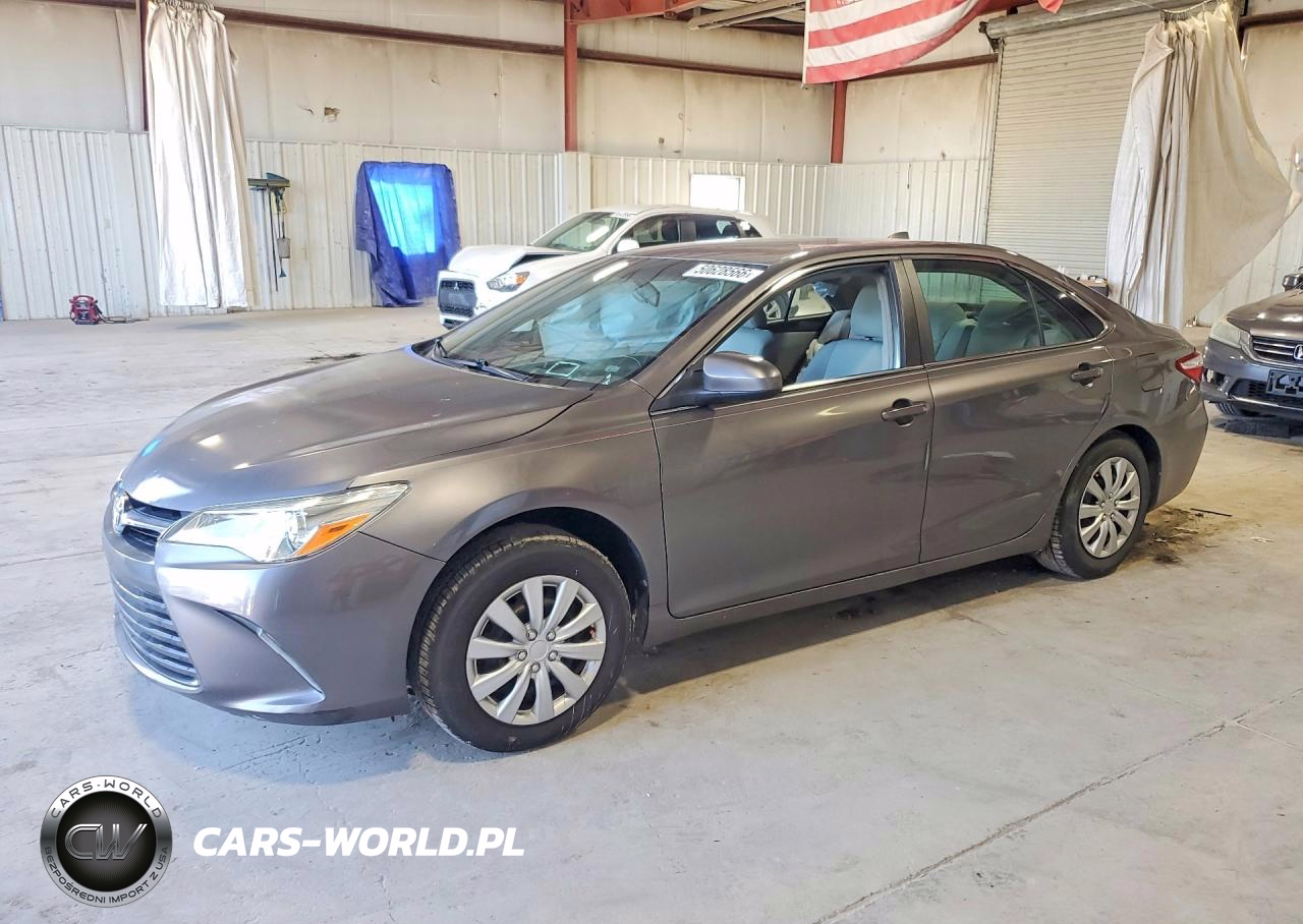 2015 Toyota Camry Le