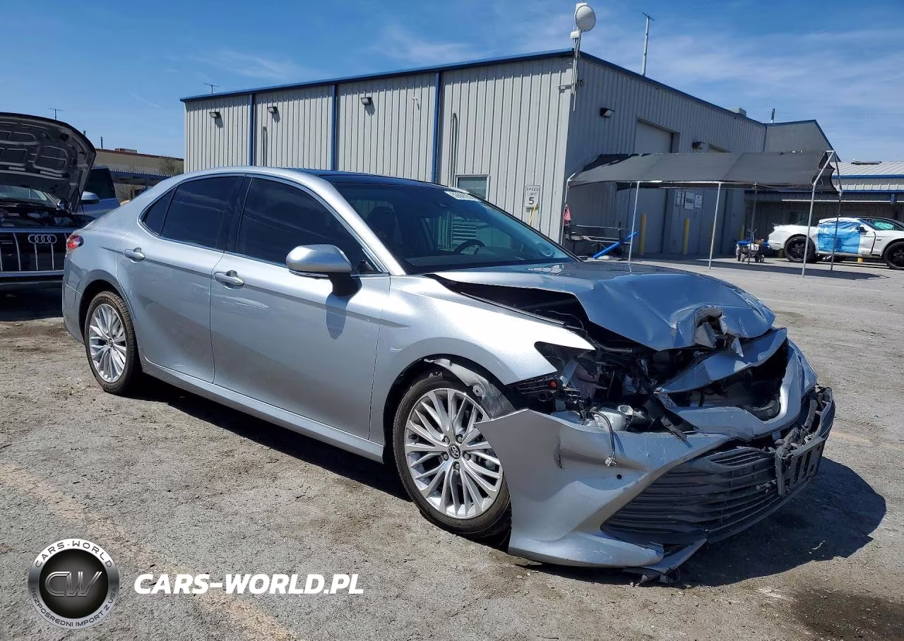 2020 Toyota Camry Xle VIN:4T1FZ1AK8LU035867 - 4
