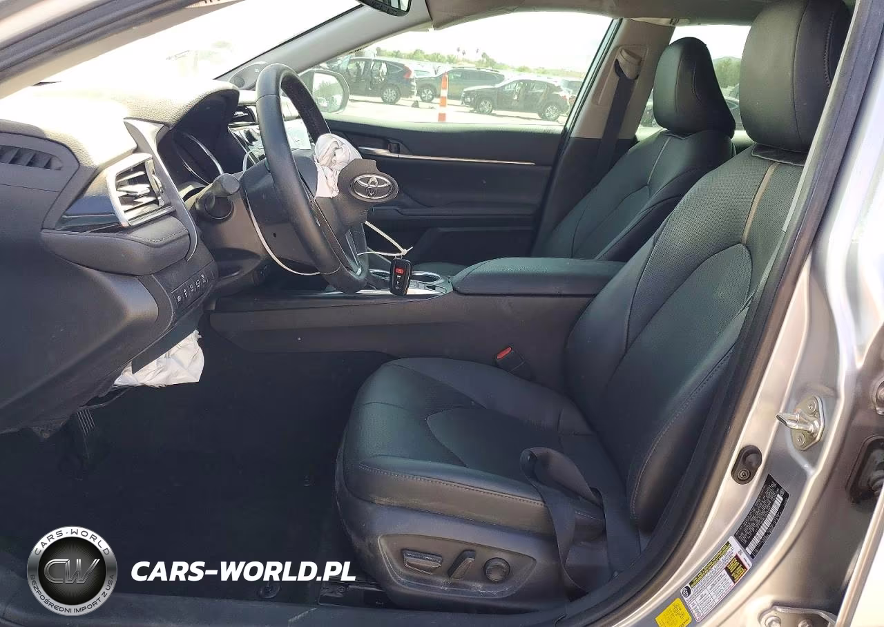 2020 Toyota Camry Xle VIN:4T1FZ1AK8LU035867 - 7