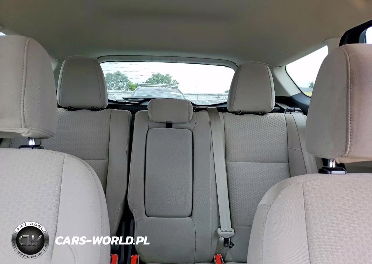 2017 Ford Escape Se VIN:1FMCU0GD3HUC98442 - 10