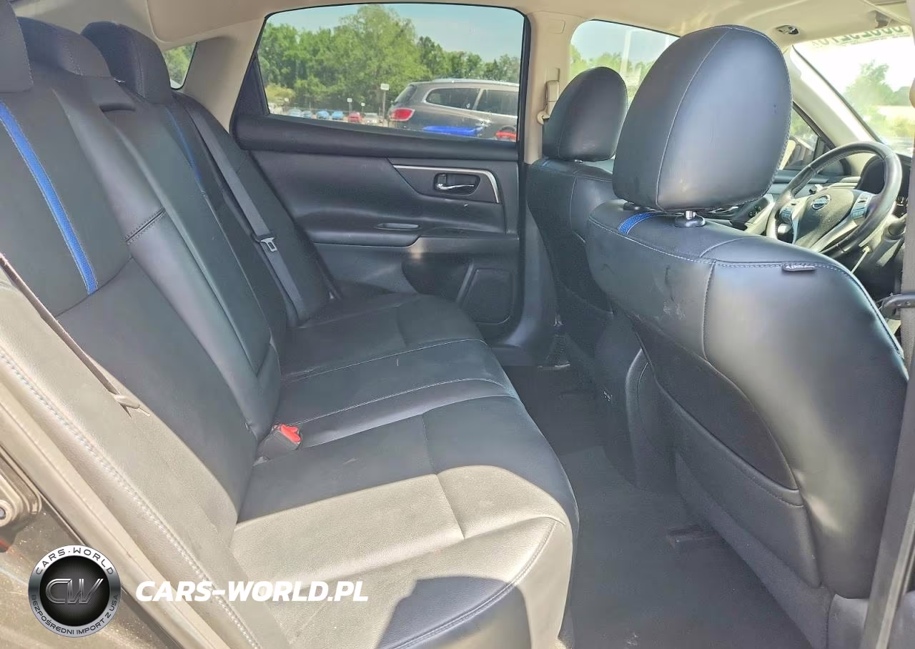 2018 Nissan Altima 2.5 Sr VIN:1N4AL3AP0JC234055 - 10