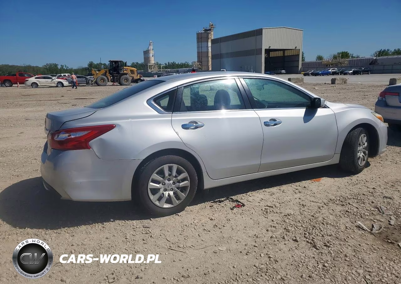 2017 Nissan Altima 2.5 S VIN:1N4AL3AP2HN328257 - 3
