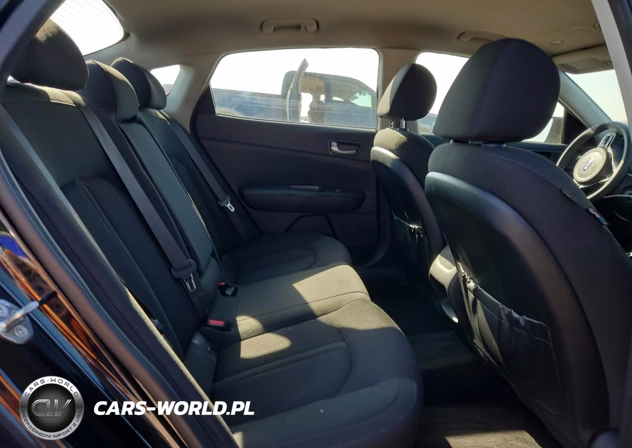 2018 Kia Optima Lx VIN:5XXGT4L33JG264901 - 10