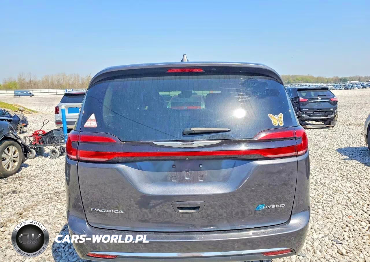 2022 Chrysler Pacifica Hybrid Touring L VIN:2C4RC1L74NR122841 - 6