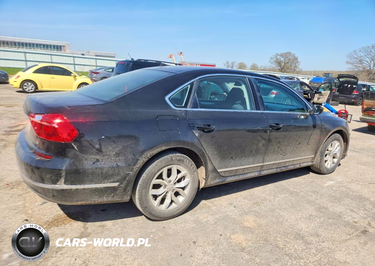 2016 Volkswagen Passat S VIN:1VWAT7A31GC038310 - 3