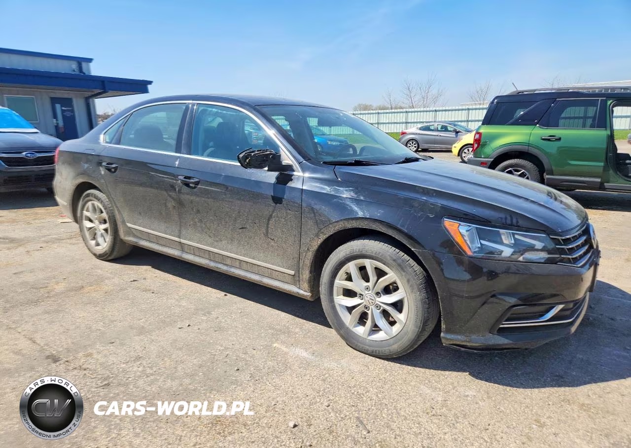 2016 Volkswagen Passat S VIN:1VWAT7A31GC038310 - 4