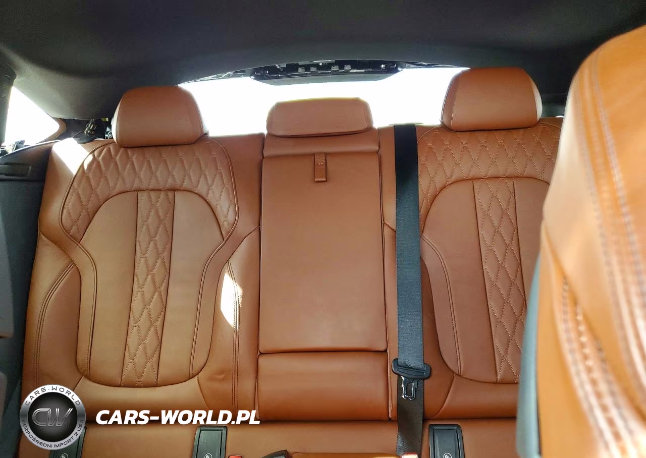 2022 BMW X6 VIN:5UXCY8C00N9N41535 - 10