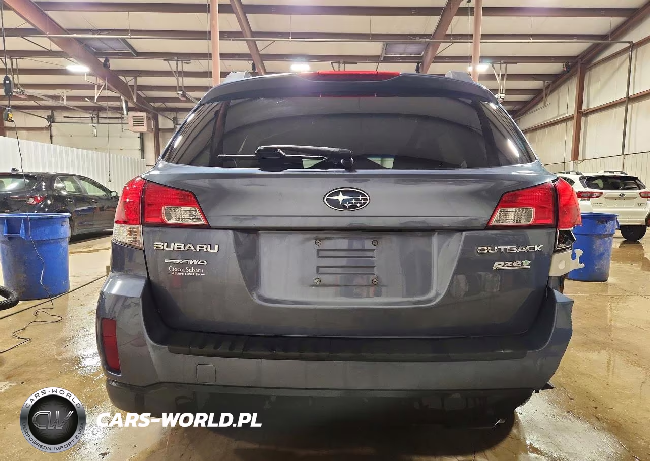 2013 Subaru Outback 2.5I Premium VIN:4S4BRBCC3D3241373 - 6