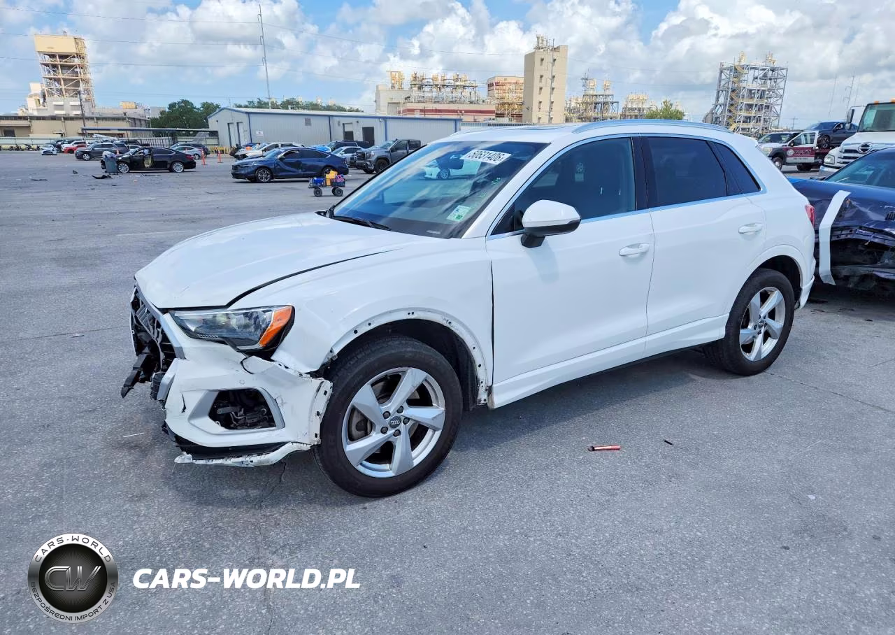 2020 Audi Q3 Premium