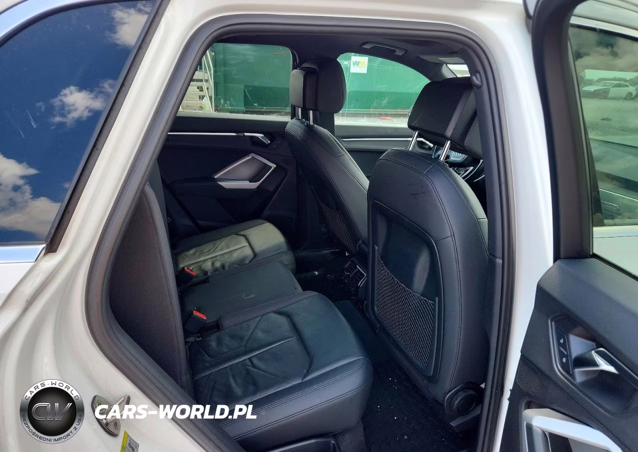2020 Audi Q3 Premium VIN:WA1AECF34L1066066 - 10