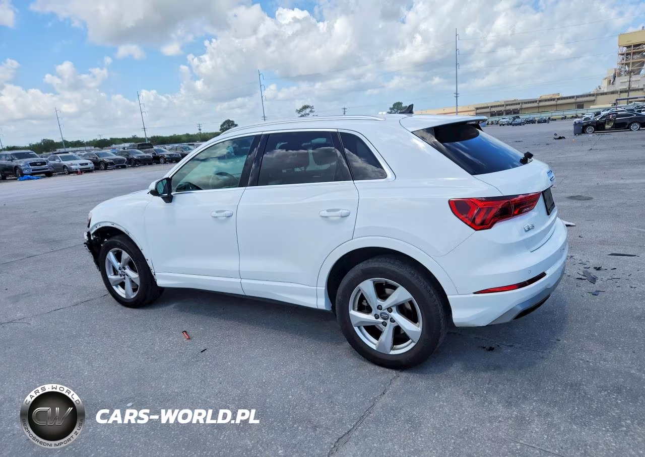 2020 Audi Q3 Premium VIN:WA1AECF34L1066066 - 2