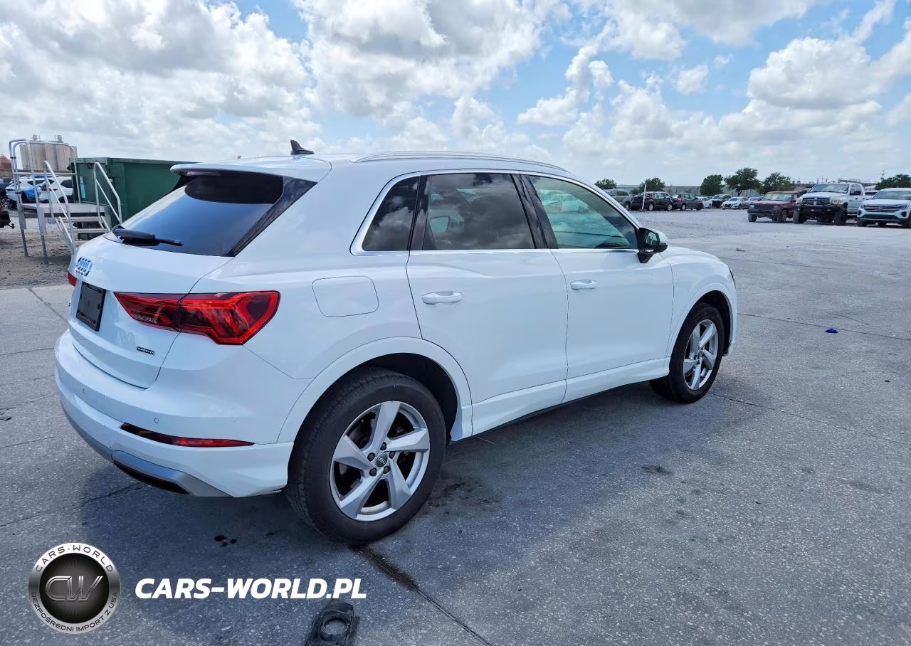 2020 Audi Q3 Premium VIN:WA1AECF34L1066066 - 3