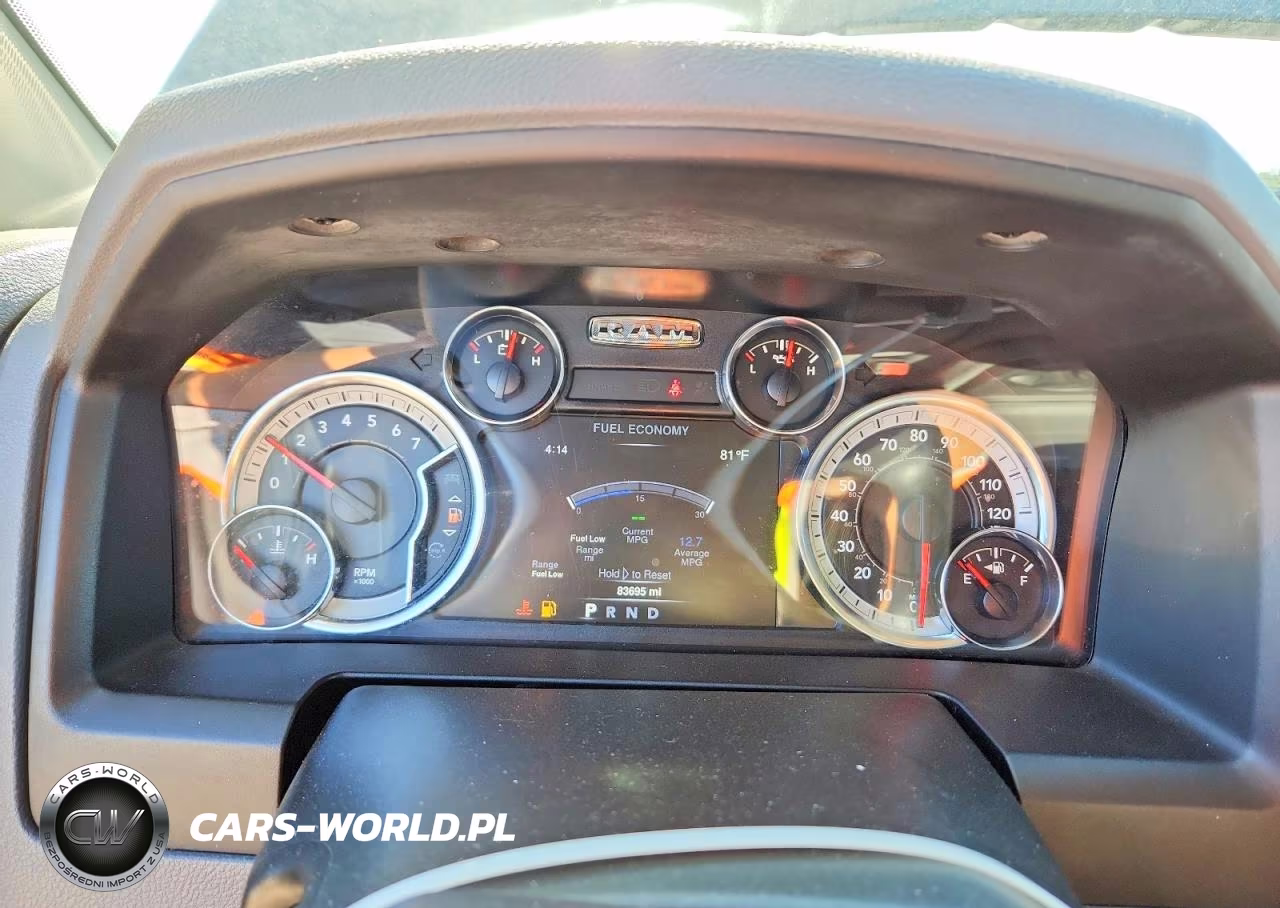 2019 Ram 1500 Classic Tradesman VIN:1C6RR7KGXKS675059 - 9